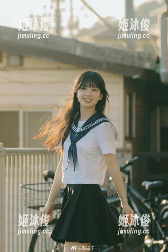 花漾show-小海臀Rena 花漾show - 精选小海臀Rena大理旅拍作品资源,全部免费,摄影爱好者必看!