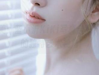 黑色之美：蓝小沂KiKi写真合集，探索她的独特艺术视角