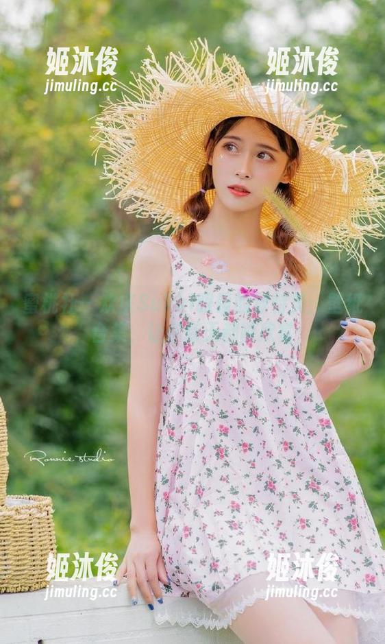 蜜桃社-Sukki 蜜桃社 - 欢庆Sukki眼镜的独特美:壁纸合集,让你每天都能欣赏