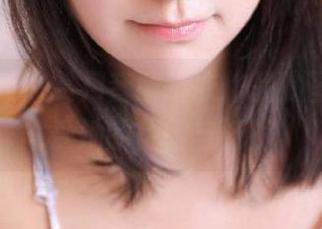蜜桃社 – 欣赏月音瞳睡衣作品的图集，感受她的优雅与妩媚