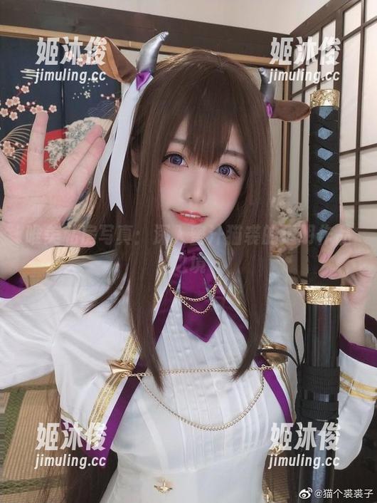 蜜汁猫裘 唯美私房写真:深入蜜汁猫裘的透明作品之境