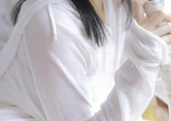 袜啵啵 – 瑶瑶奶牛写真独家发布：全新原图与更新，一起探寻拍摄背后的灵感！