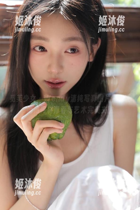 觅芙少女-Wendy 觅芙少女 - Wendy清纯写真图片,见证她如何将青春与艺术完美交融