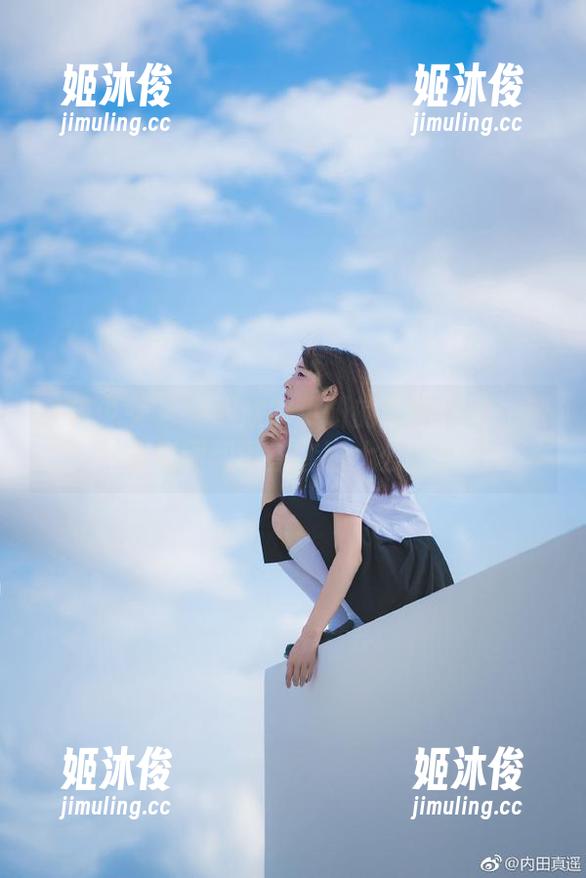觅芙少女-小研 觅芙少女 - 一起欣赏小研的美脚魅力:精品原图和诱惑套图大公开!