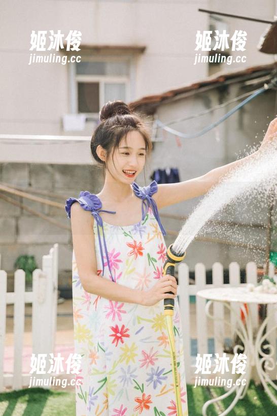 语画界-李丽莎 语画界 - 李丽莎倾情揭幕,独家分享死库水主题的绝美图片!