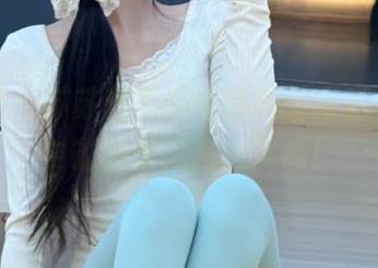 语画界 – 苏苏阿带你领略高清写真，眼镜中的独特风格与灵感！