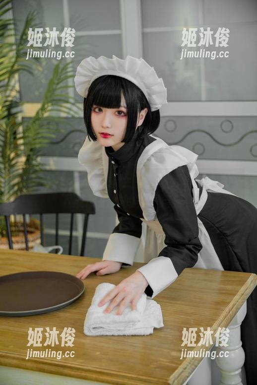 起起子vvvv “起起子vvvv白护士”美图分享:在镜头下展现护理的柔情与坚韧