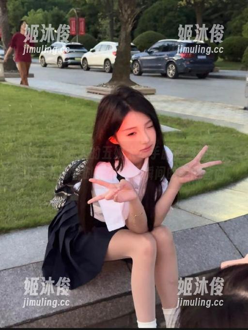 迷人的五姨太 微密圈 - 迷人的五姨太水手服造型精选,记录下青春时光与迷人瞬间的美丽画面