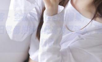 青豆客 – 全套施忆佳自拍图集，看看她如何把日常都拍得如此高冷又迷人，简直不科学！