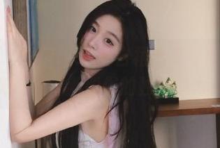 青豆客 – 雪瑞Lisa的白裙私房写真，捕捉她那份清新脱俗的独特魅力！
