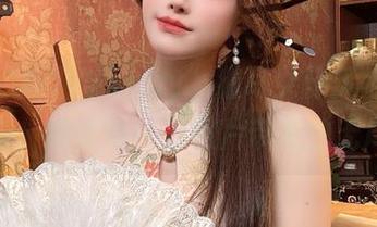 开启“鹿八岁baby”猫耳女仆风格的写真探索，感受每一张照片带来的无尽想象
